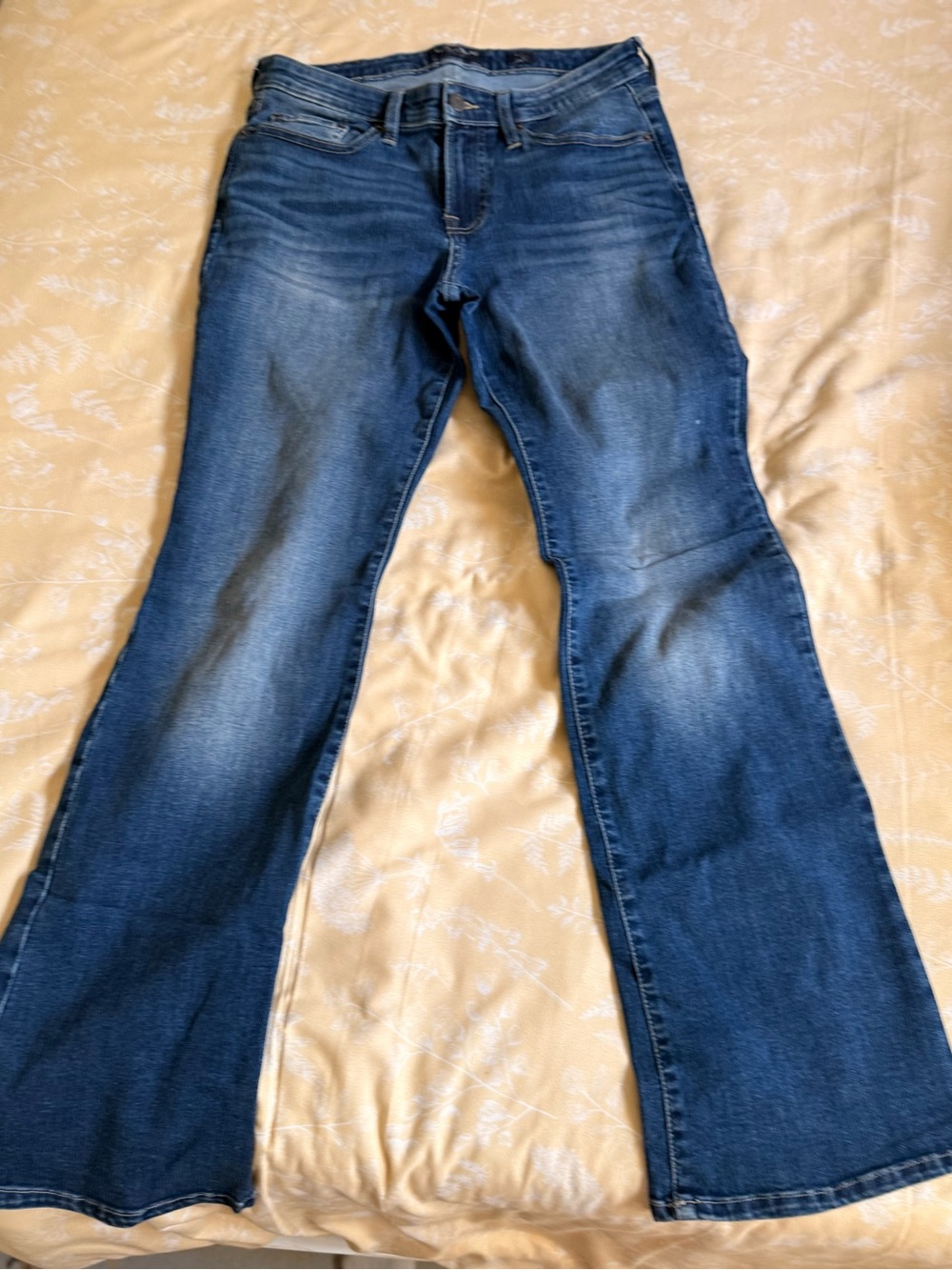 Lucky Brand Women's Medium Blue Flare Jeans